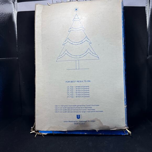 Christmas Deluxe Gold Tinsel Garland Metalized Tarnish Proof Flamed Retarded VTG - Picture 6 of 7